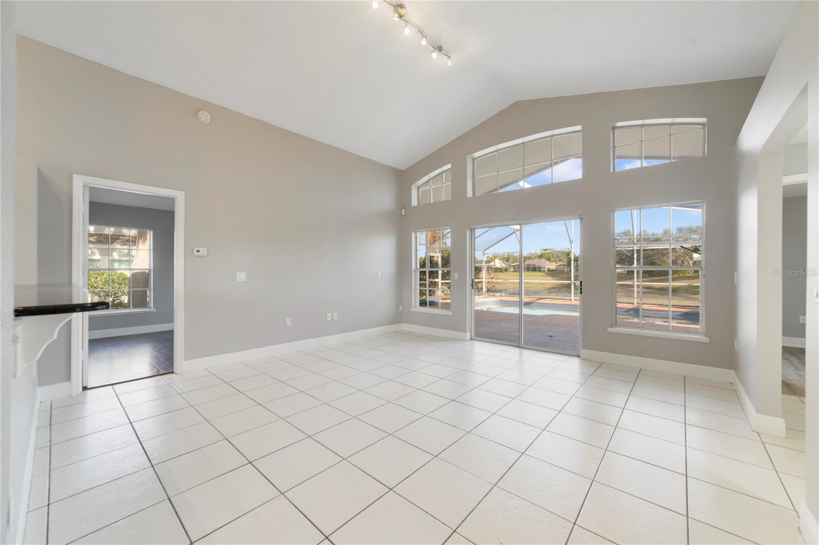 SUNRIDGE WOODS PH 03 - Residential