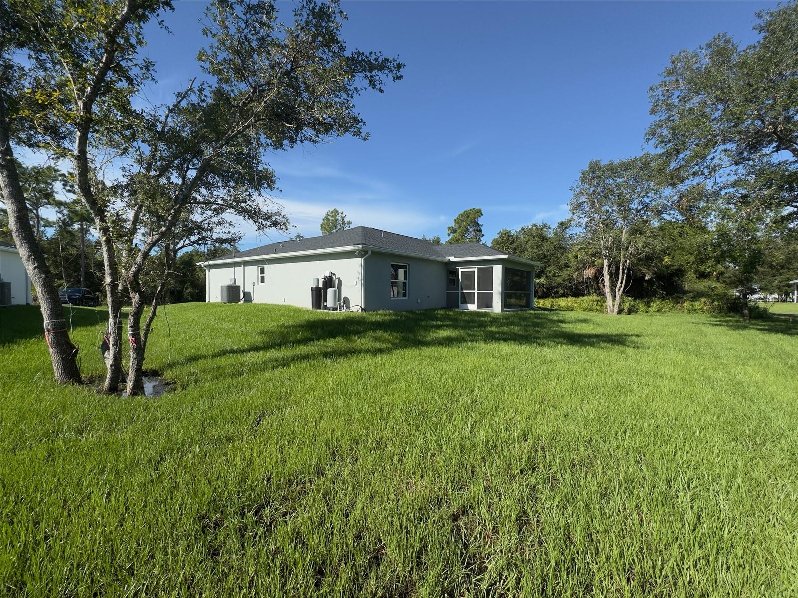 1569 - PORT CHARLOTTE SUB 23 - Residential