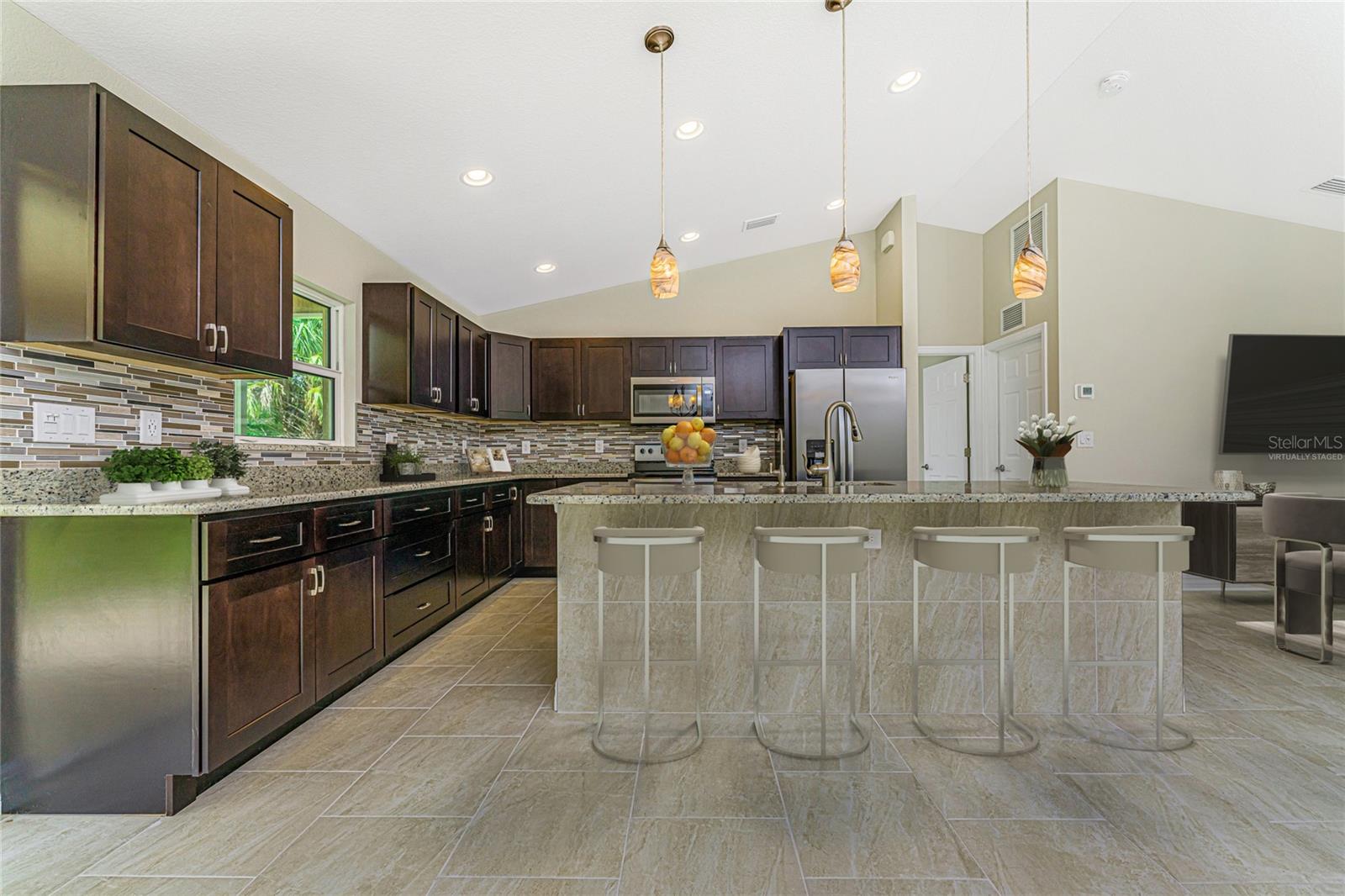 1569 - PORT CHARLOTTE SUB 23 - Residential