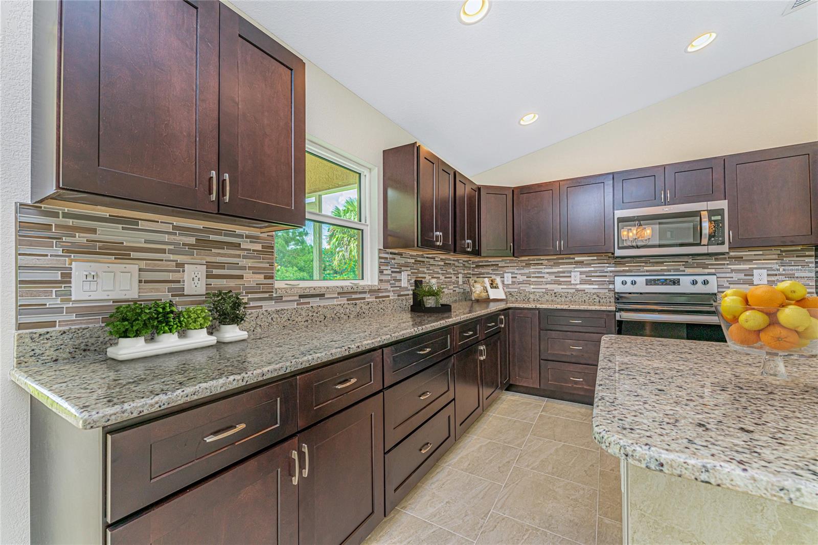 1569 - PORT CHARLOTTE SUB 23 - Residential