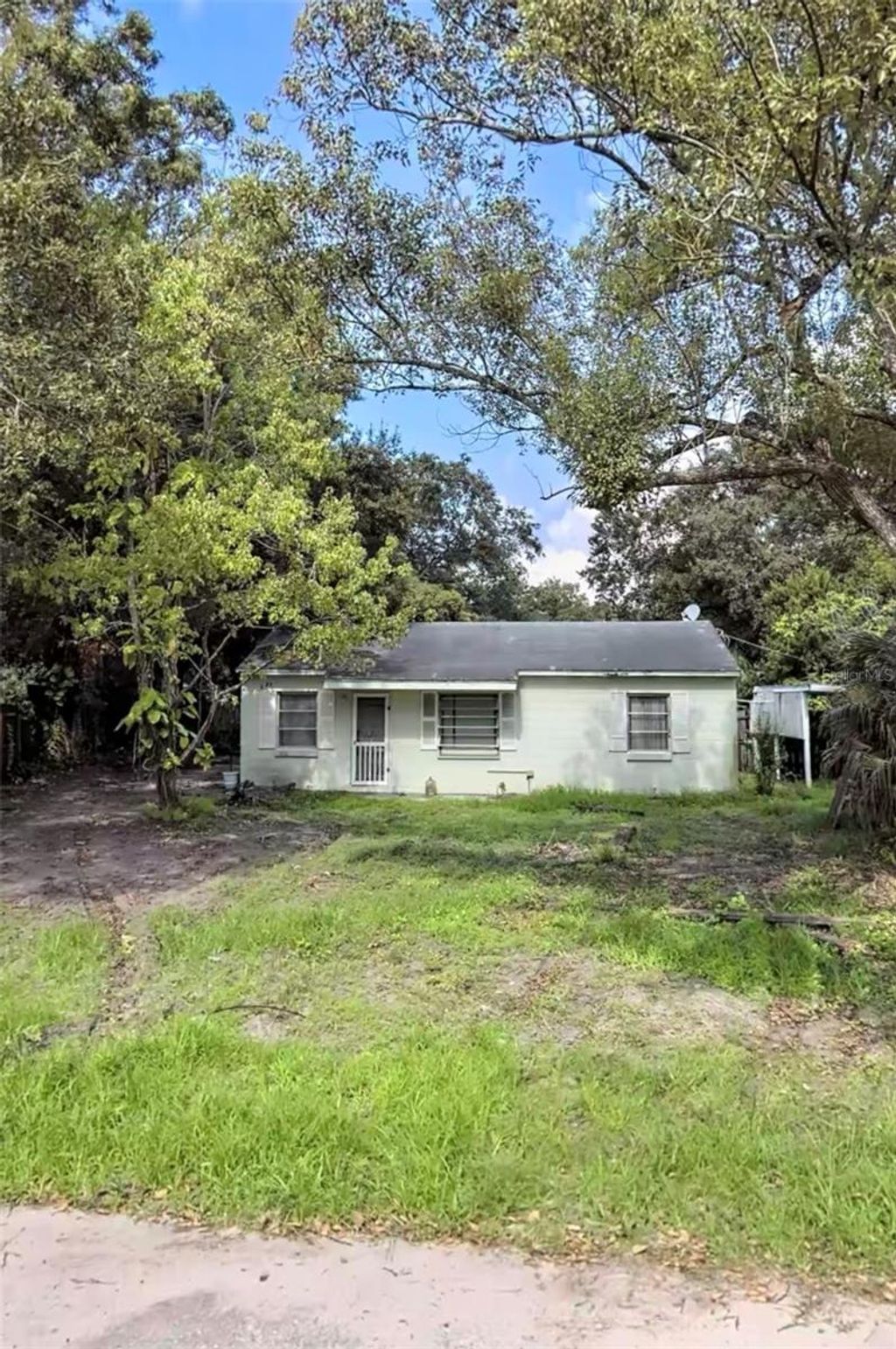 Photo of 4729 W Knights Avenue, Tampa, FL 33611 (MLS # J1000016)