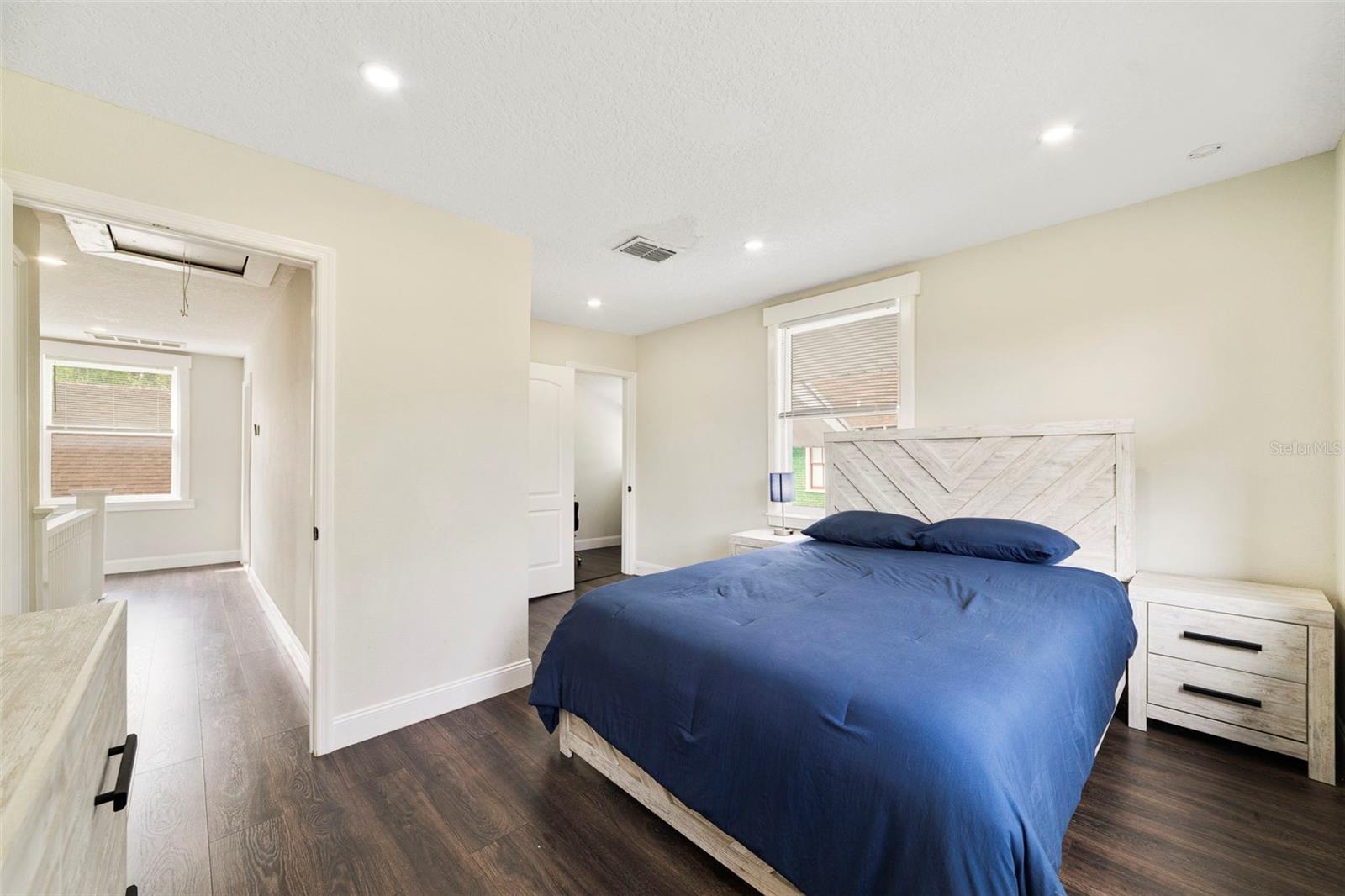 DOUGLASS SUB - Residential