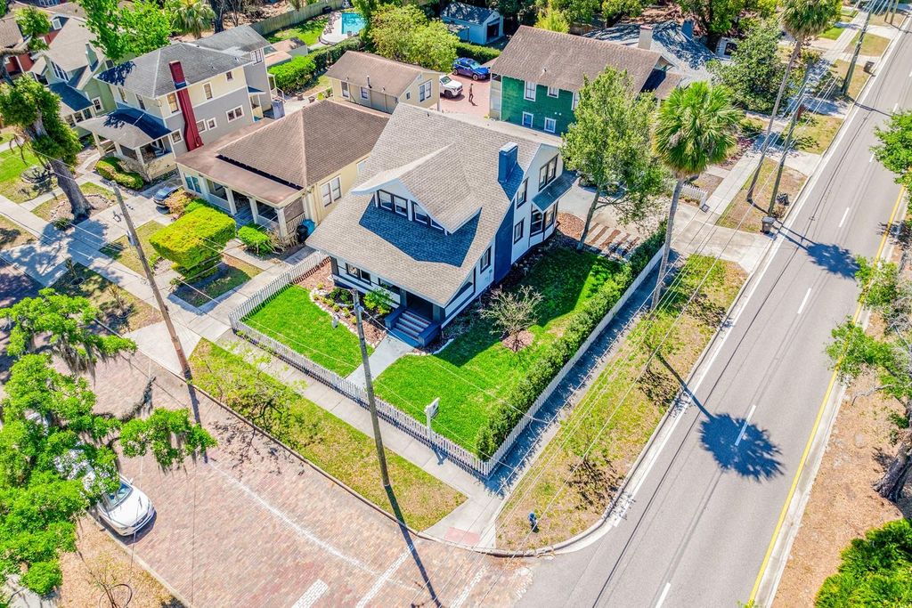 Photo of 500 S Osceola Avenue, Orlando, FL 32801 (MLS # O6389712)