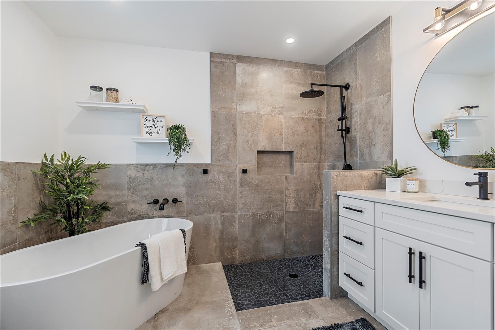 SOUTH GATE - Residential