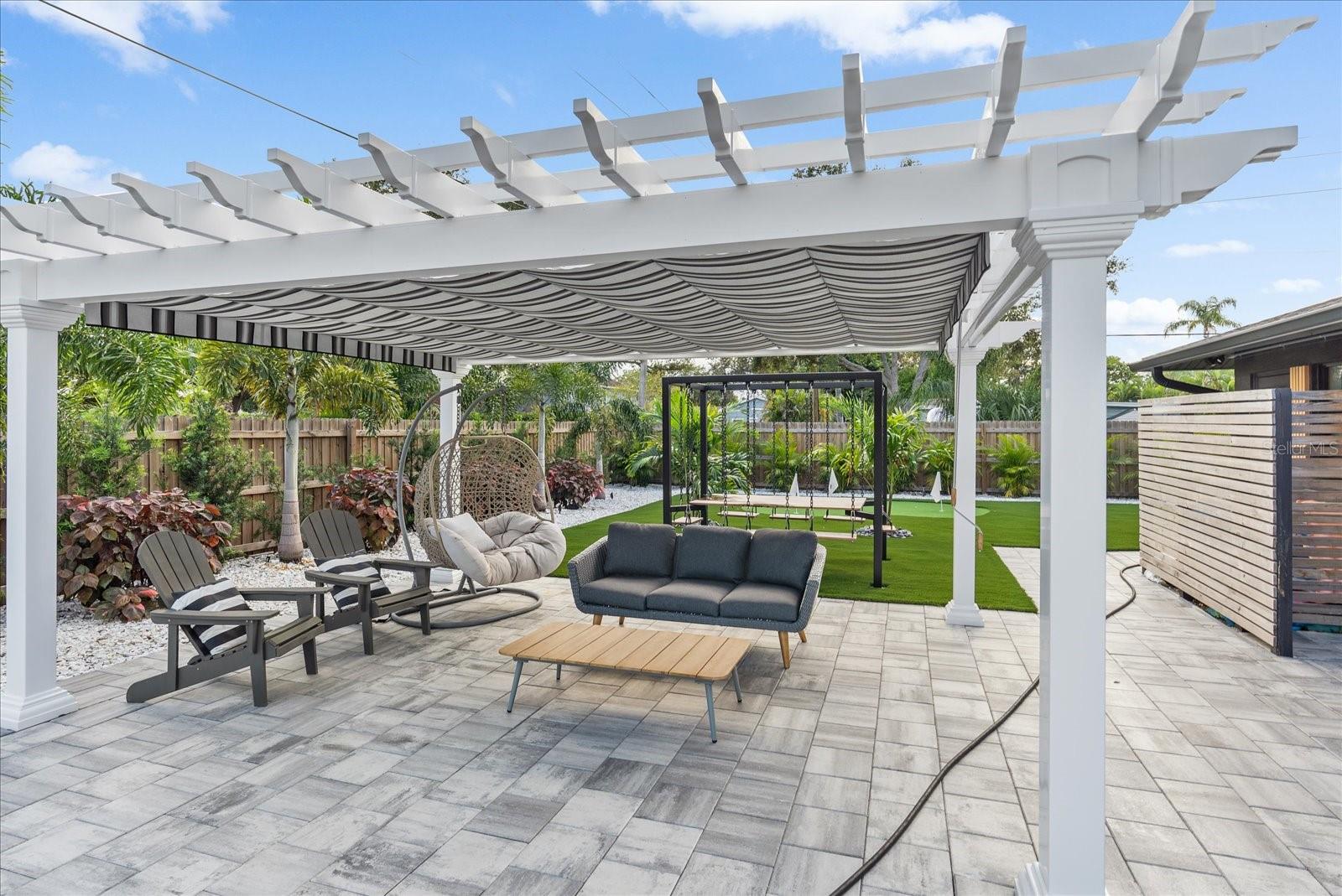 SOUTH GATE - Residential