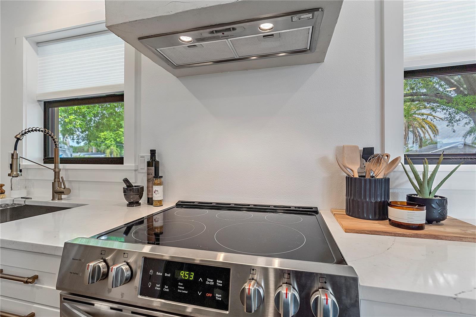 SOUTH GATE - Residential