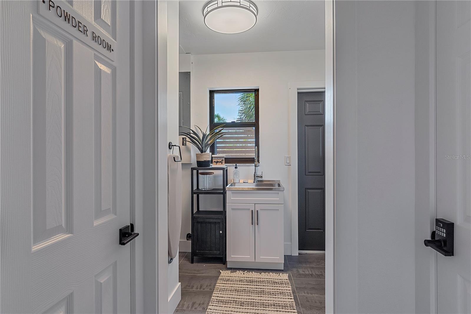 SOUTH GATE - Residential