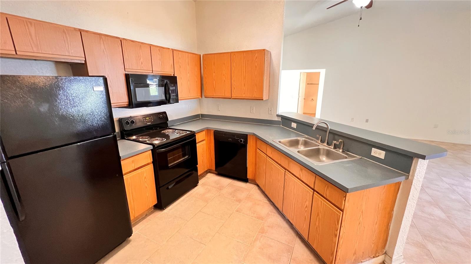 POINCIANA NBRHD 05 NORTH VILLAGE 03 - Residential Lease