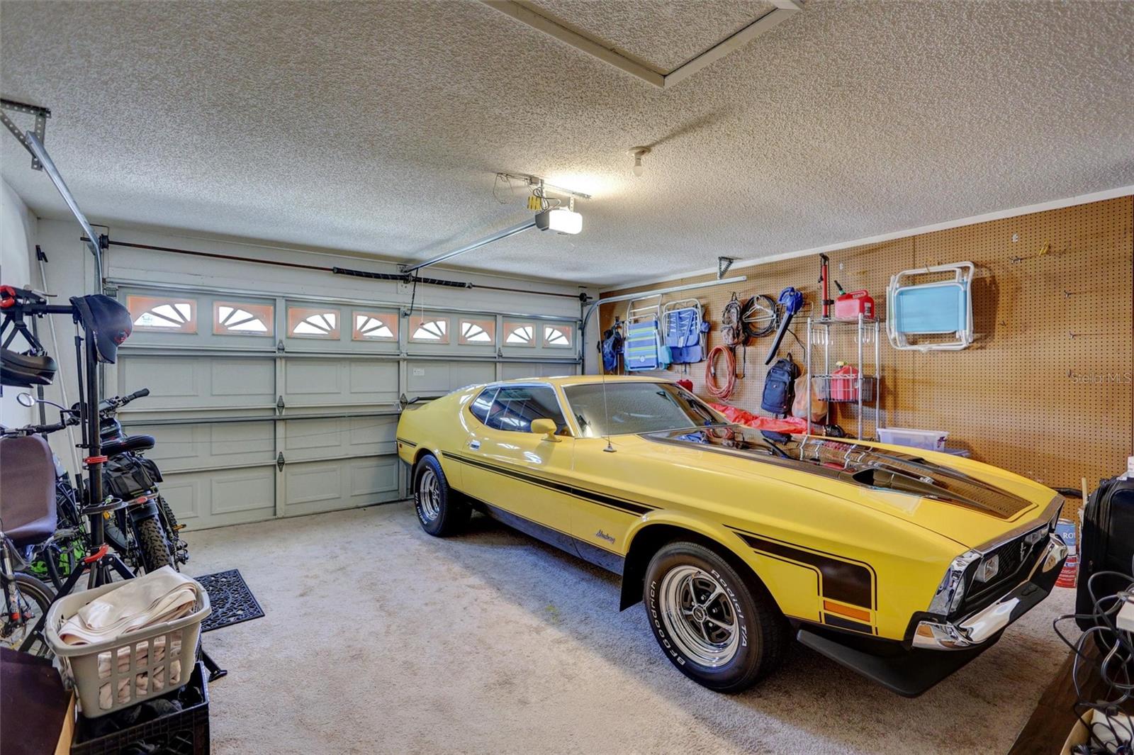 ROLLING OAKS - Residential