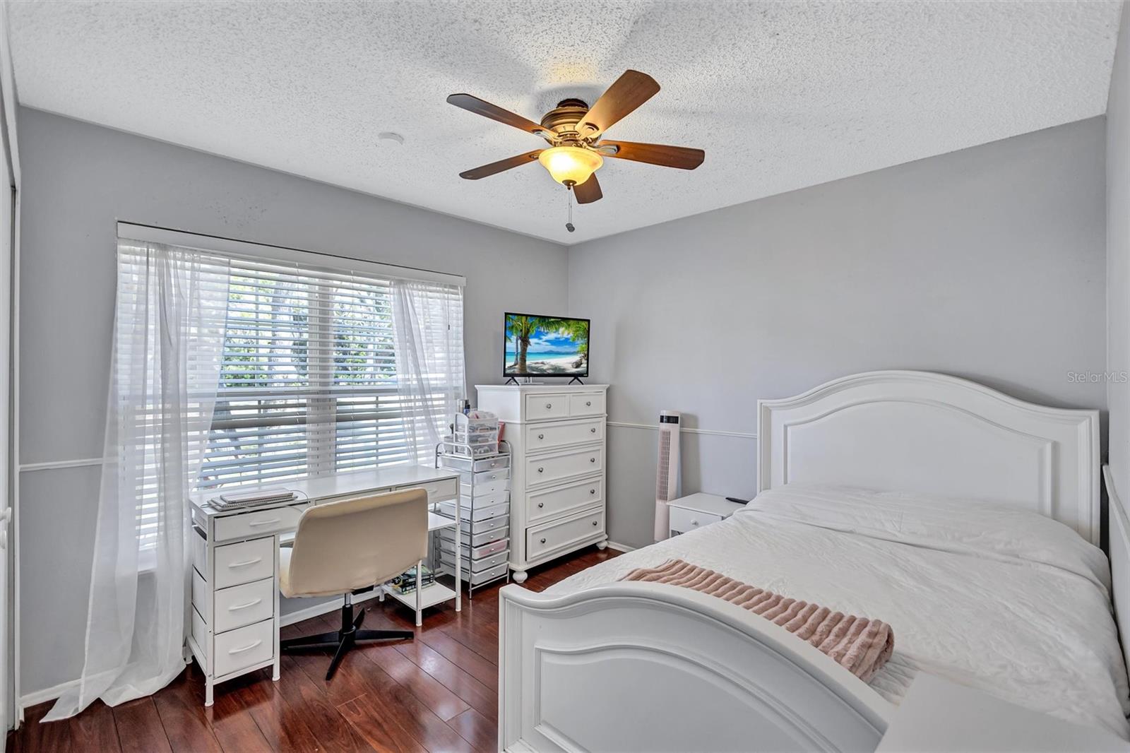 ROLLING OAKS - Residential