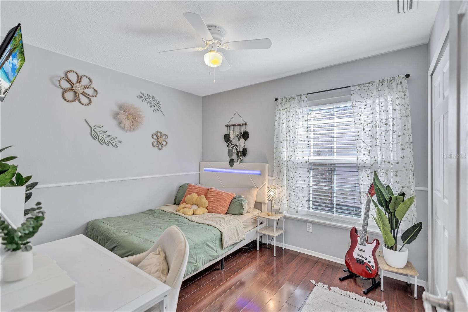 ROLLING OAKS - Residential