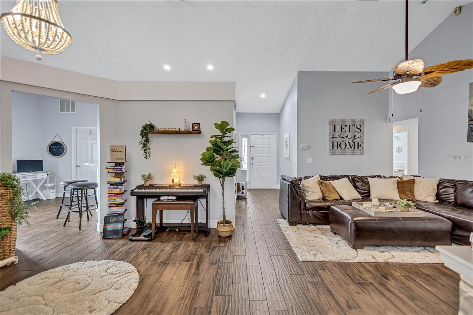 ROLLING OAKS - Residential