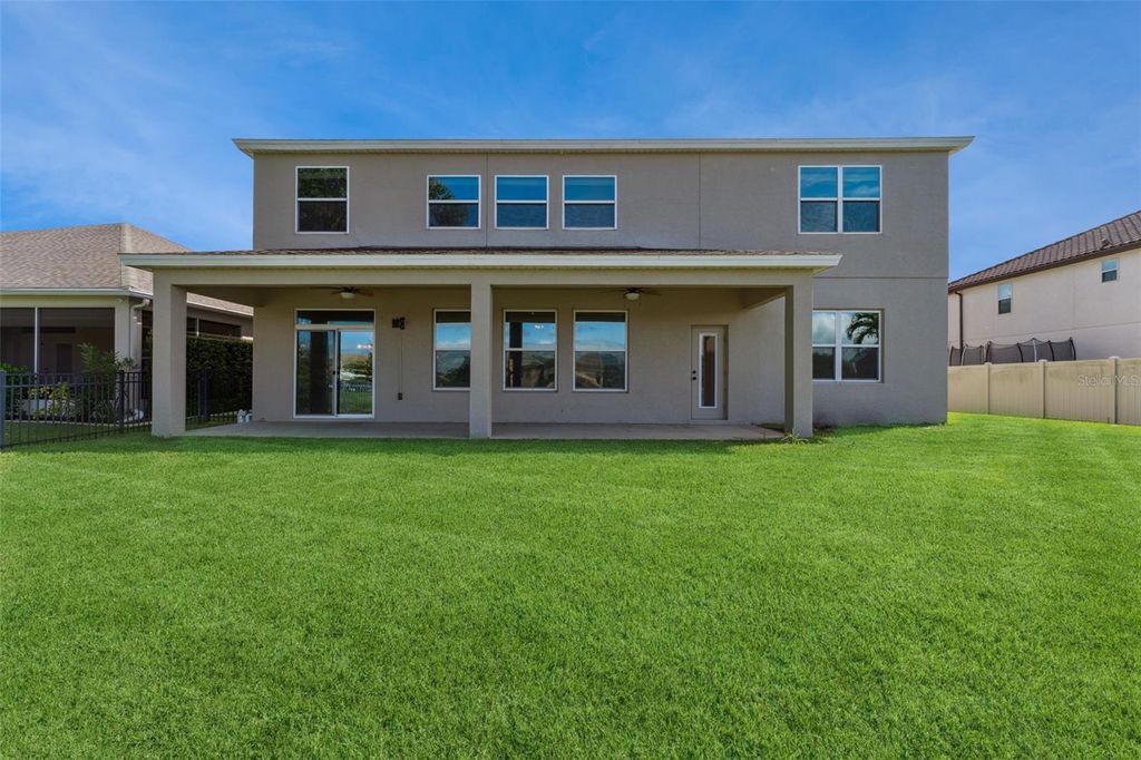 Photo of 1620 Lake Parkway Drive, Saint Cloud, FL 34771 (MLS # S5139276)