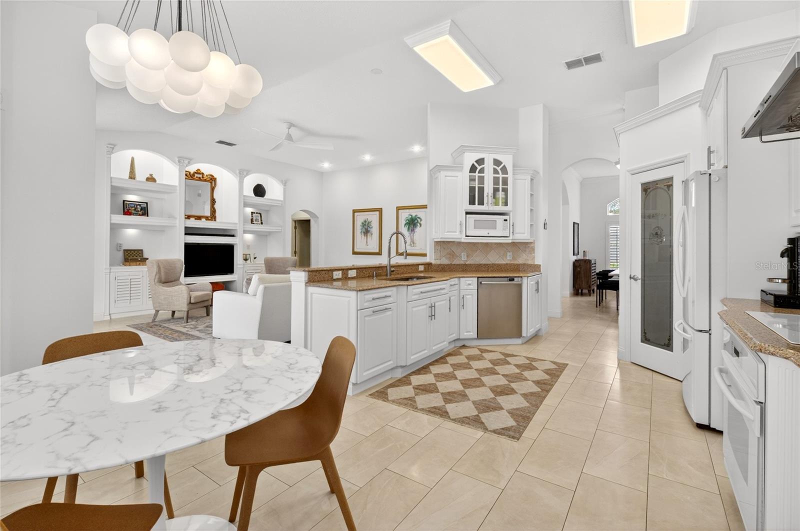 SAND LAKE POINT - Residential