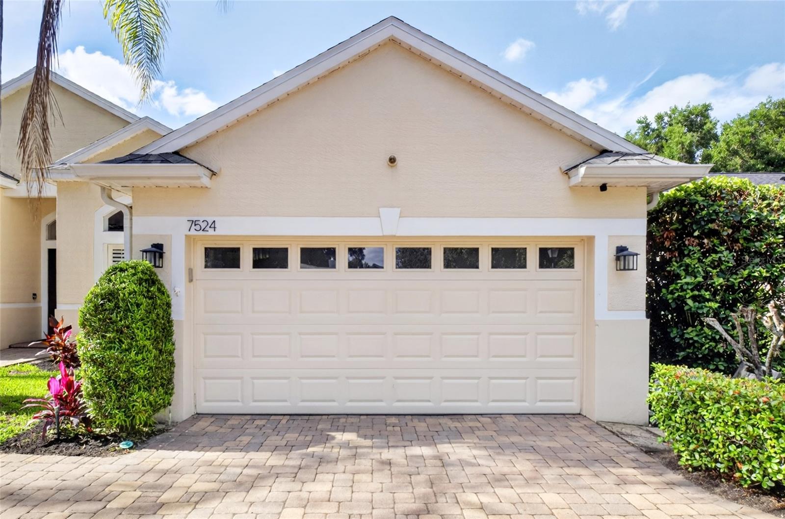 SAND LAKE POINT - Residential