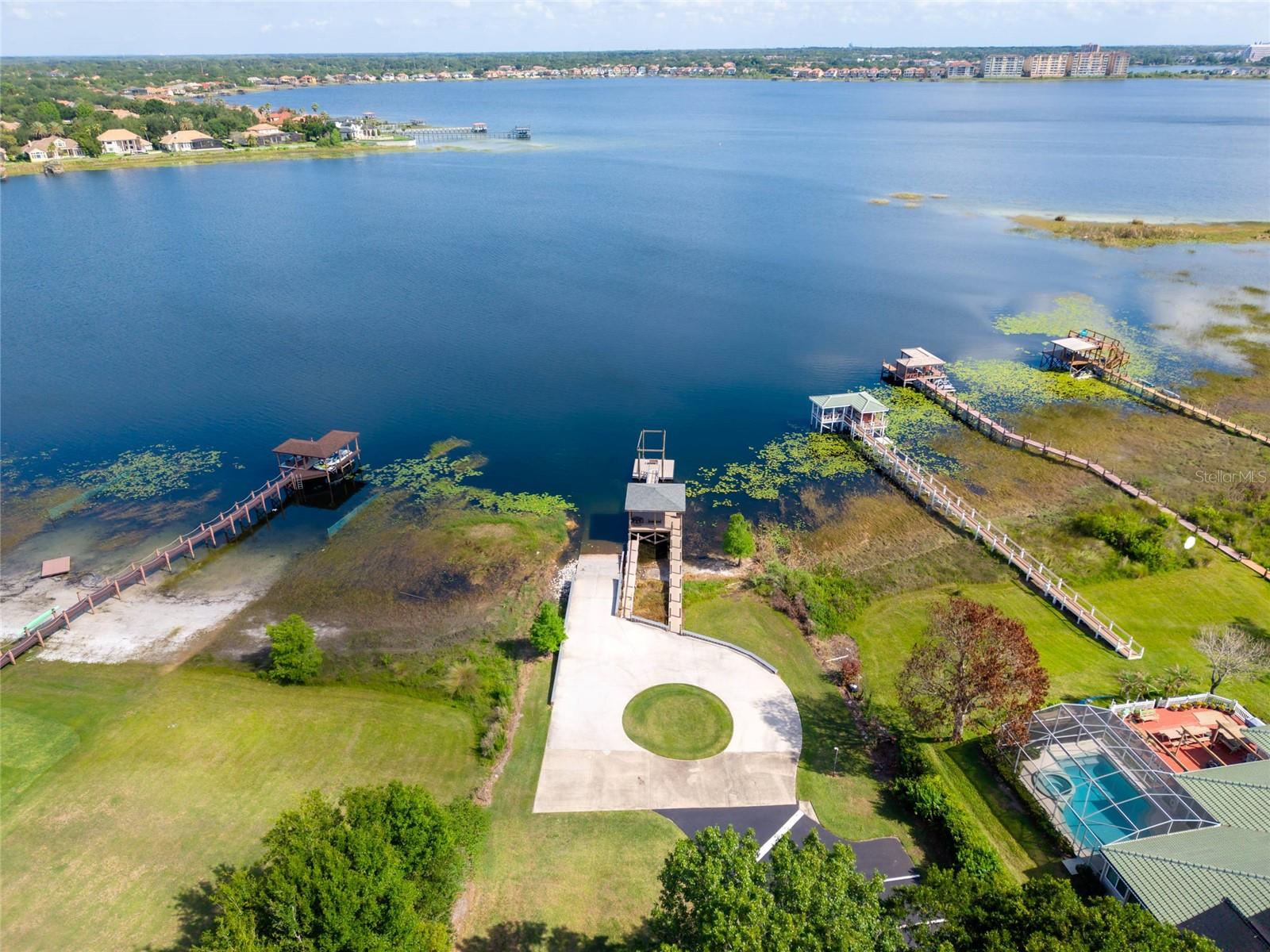 SAND LAKE POINT - Residential