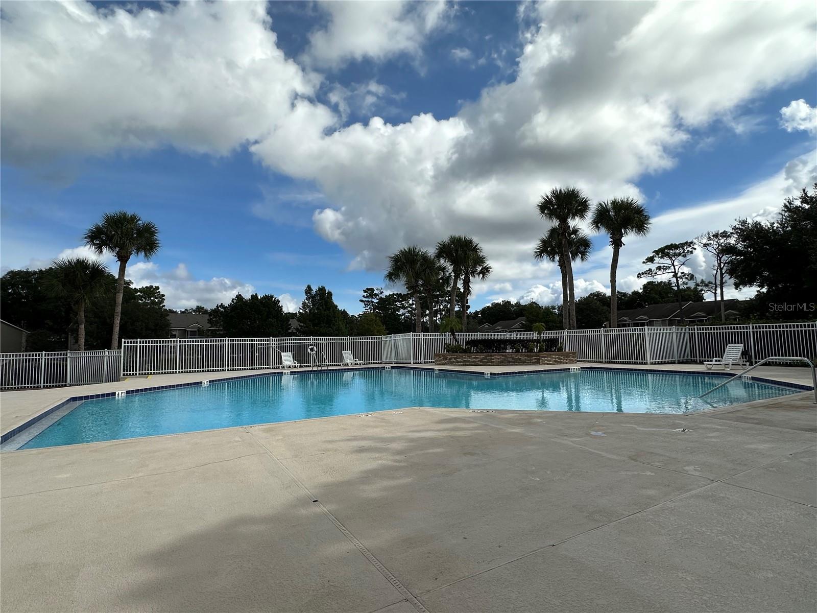 HUNTERS POINTE AT HUNTERS RESERVE A CONDO - Residential Lease