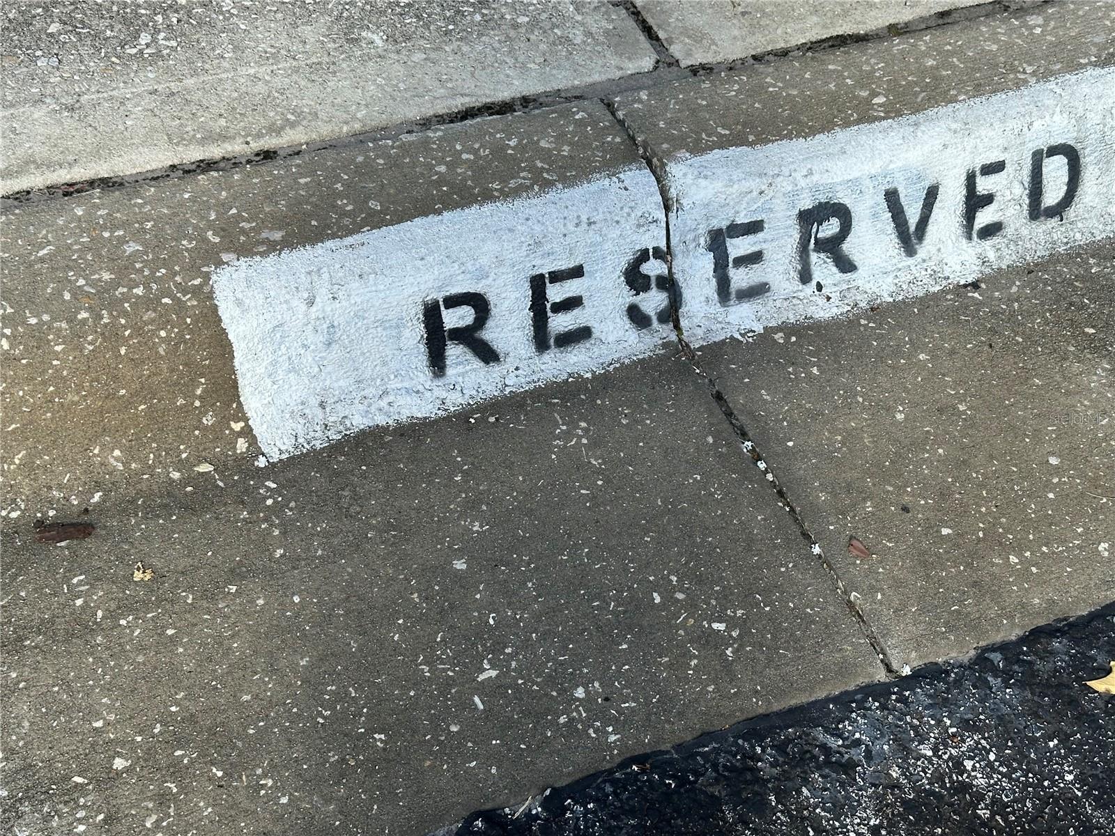 HUNTERS POINTE AT HUNTERS RESERVE A CONDO - Residential Lease