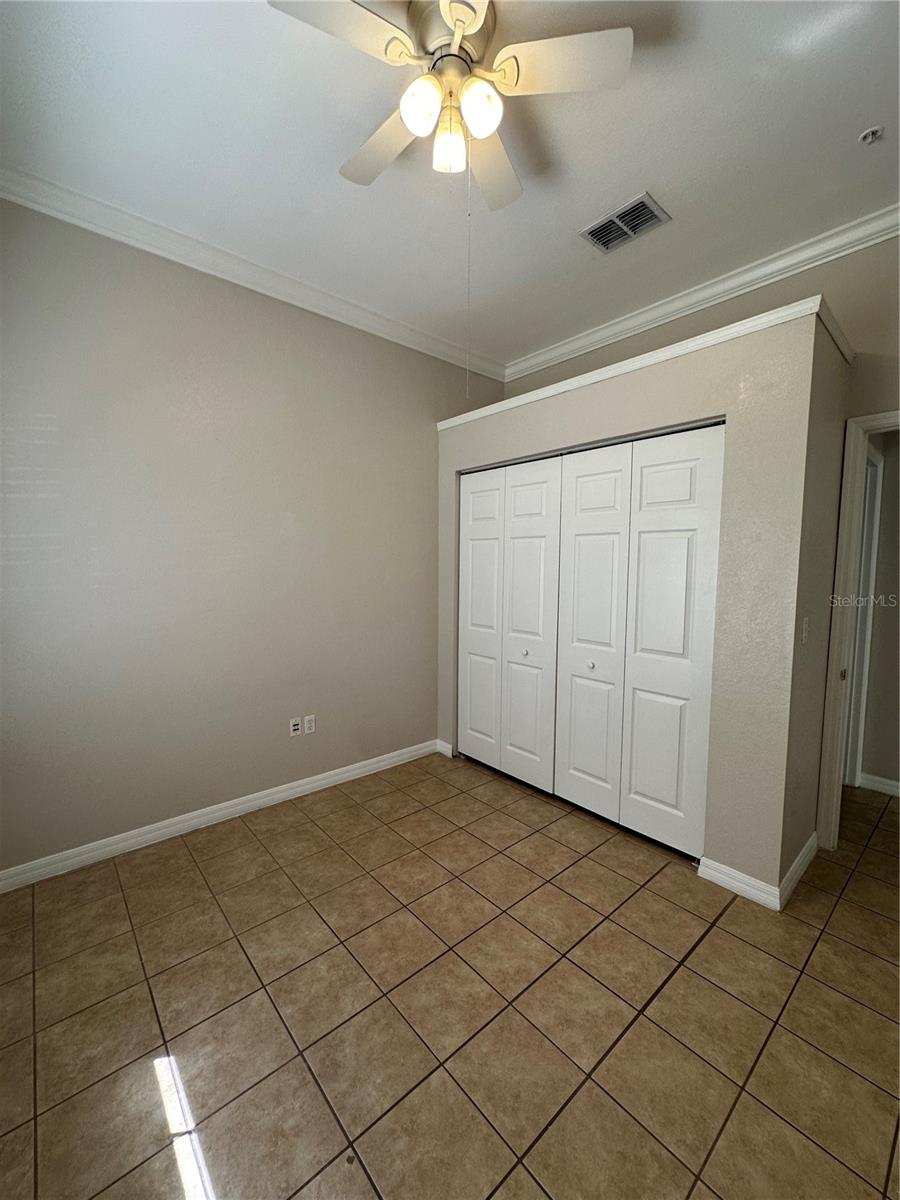 HUNTERS POINTE AT HUNTERS RESERVE A CONDO - Residential Lease