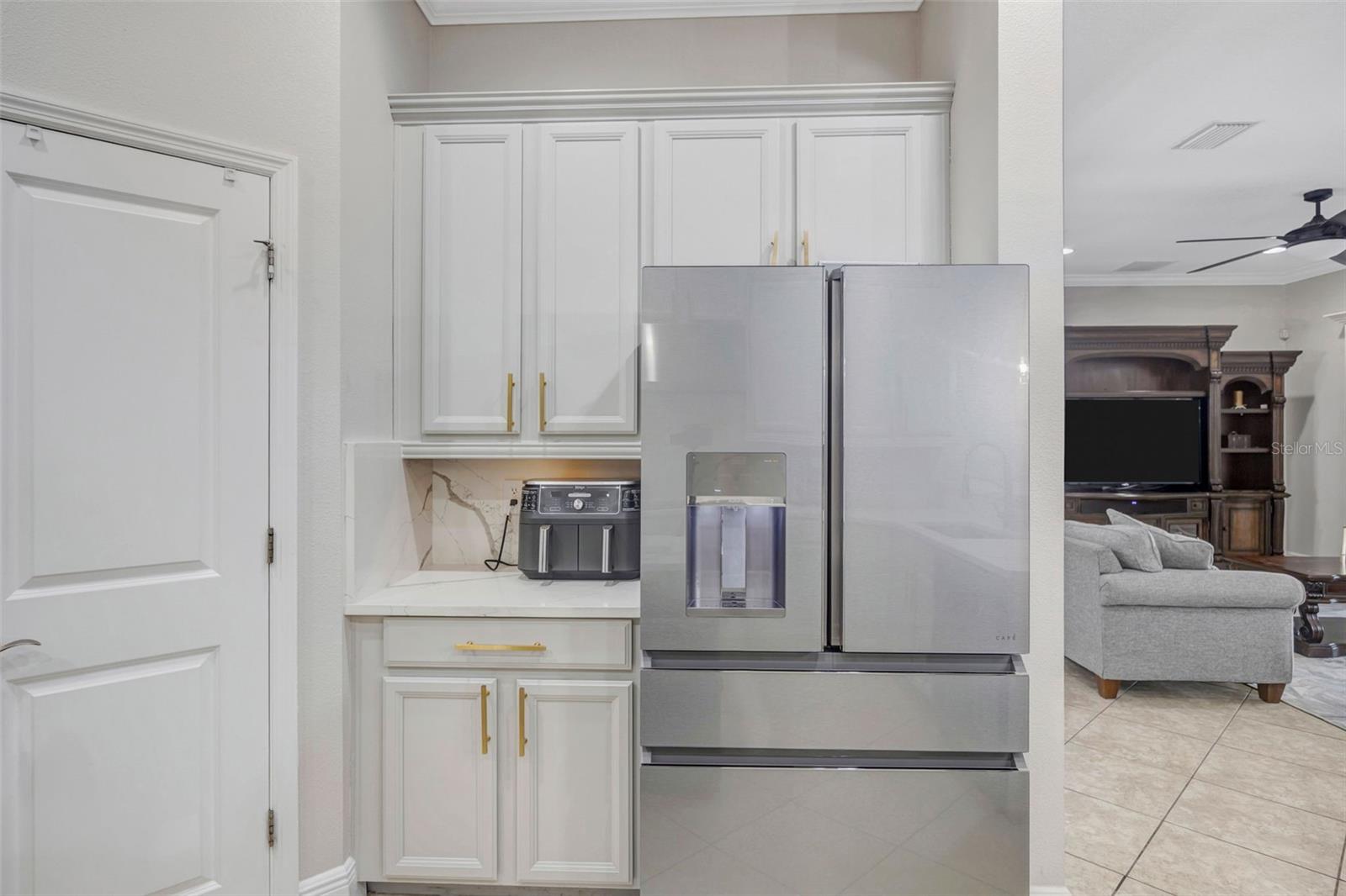 BASSETT CREEK ESTATES - Residential