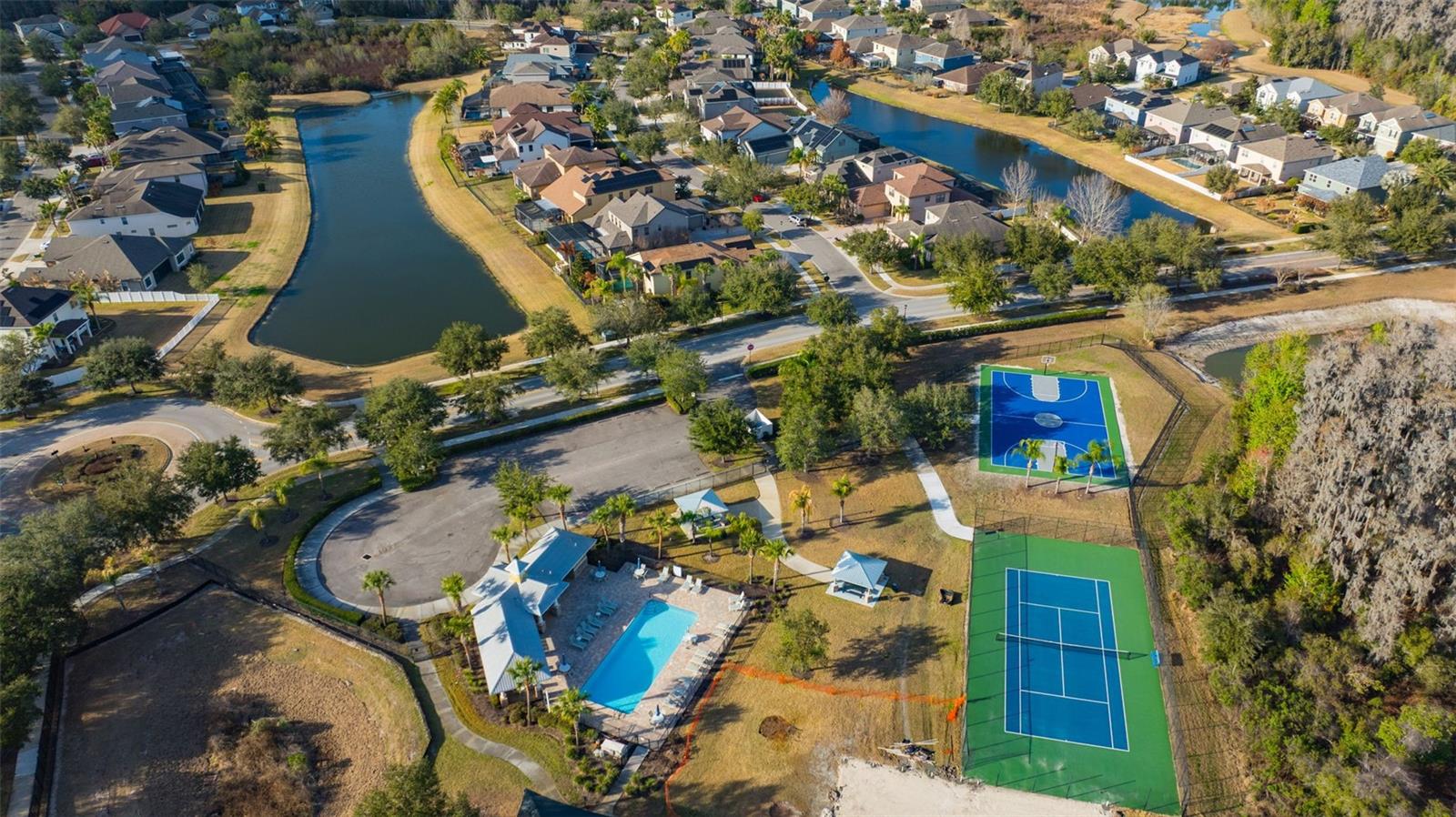 BASSETT CREEK ESTATES - Residential