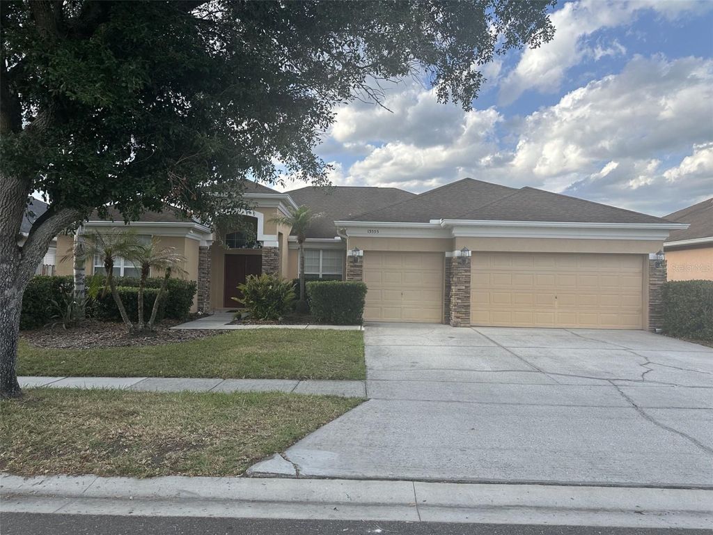 Photo of 13555 Kitty Fork Road, Orlando, FL 32828 (MLS # O6403829)