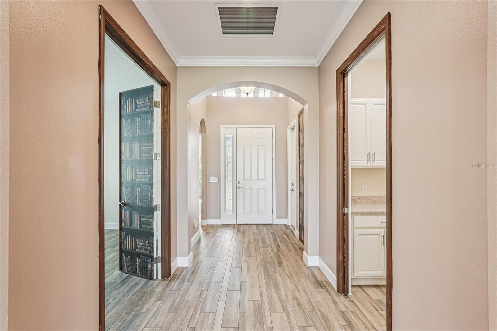 SUN CITY CENTER UNIT 274 & 2 - Residential