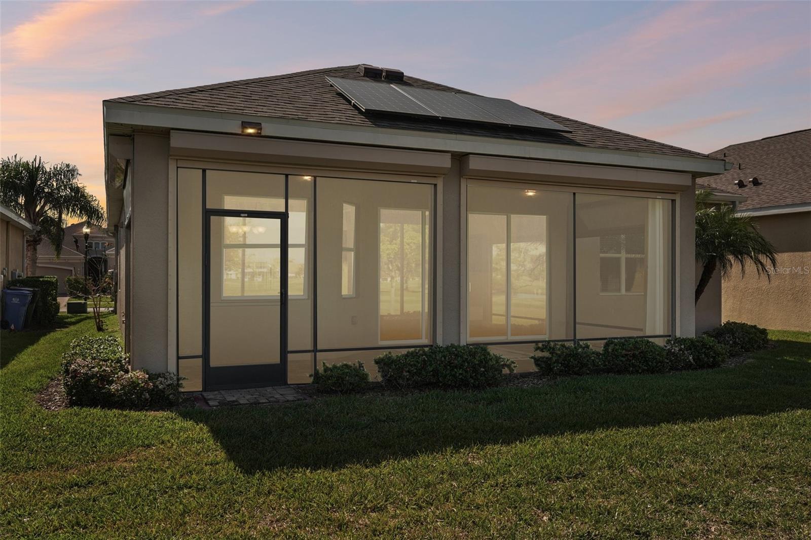 SUN CITY CENTER UNIT 274 & 2 - Residential