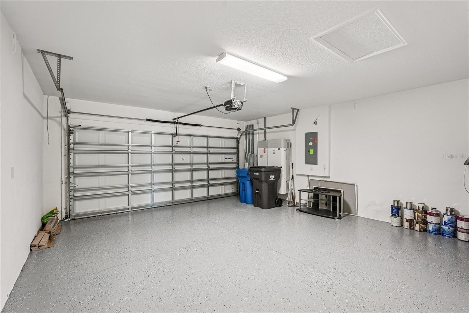 SUN CITY CENTER UNIT 274 & 2 - Residential