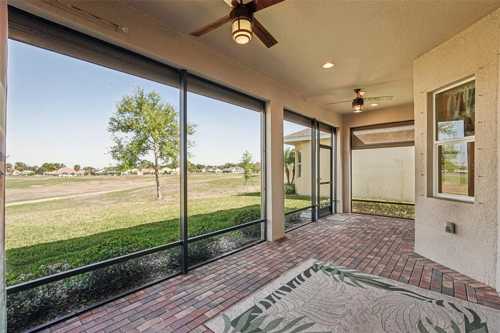 SUN CITY CENTER UNIT 274 & 2 - Residential