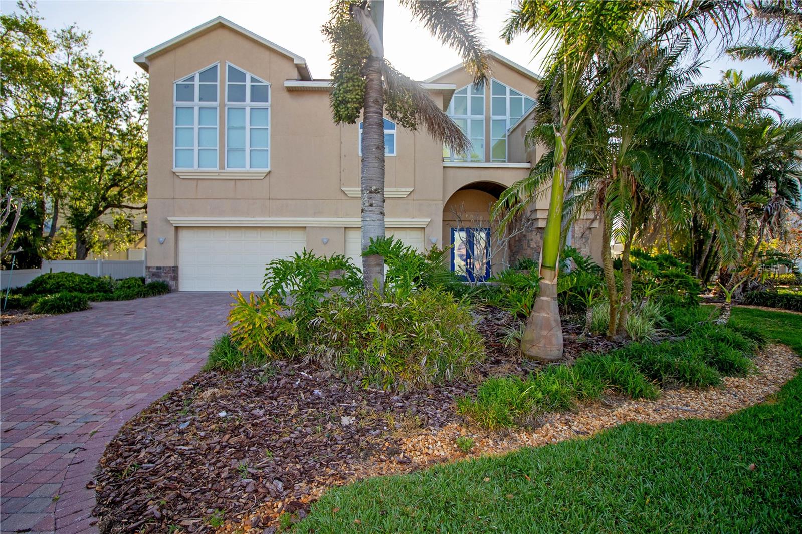 17011 DOLPHIN DRIVE