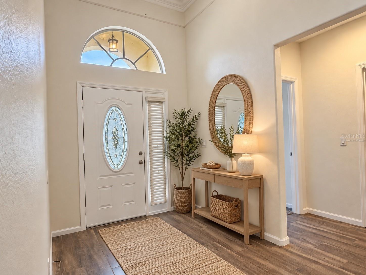 2813 MAYFLOWER LOOP