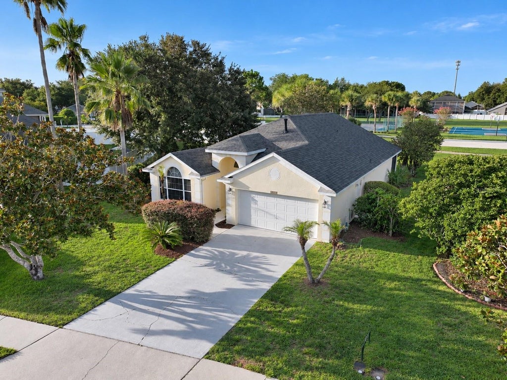 Photo of 2813 Mayflower Loop, Clermont, FL 34714 (MLS # G5118043)