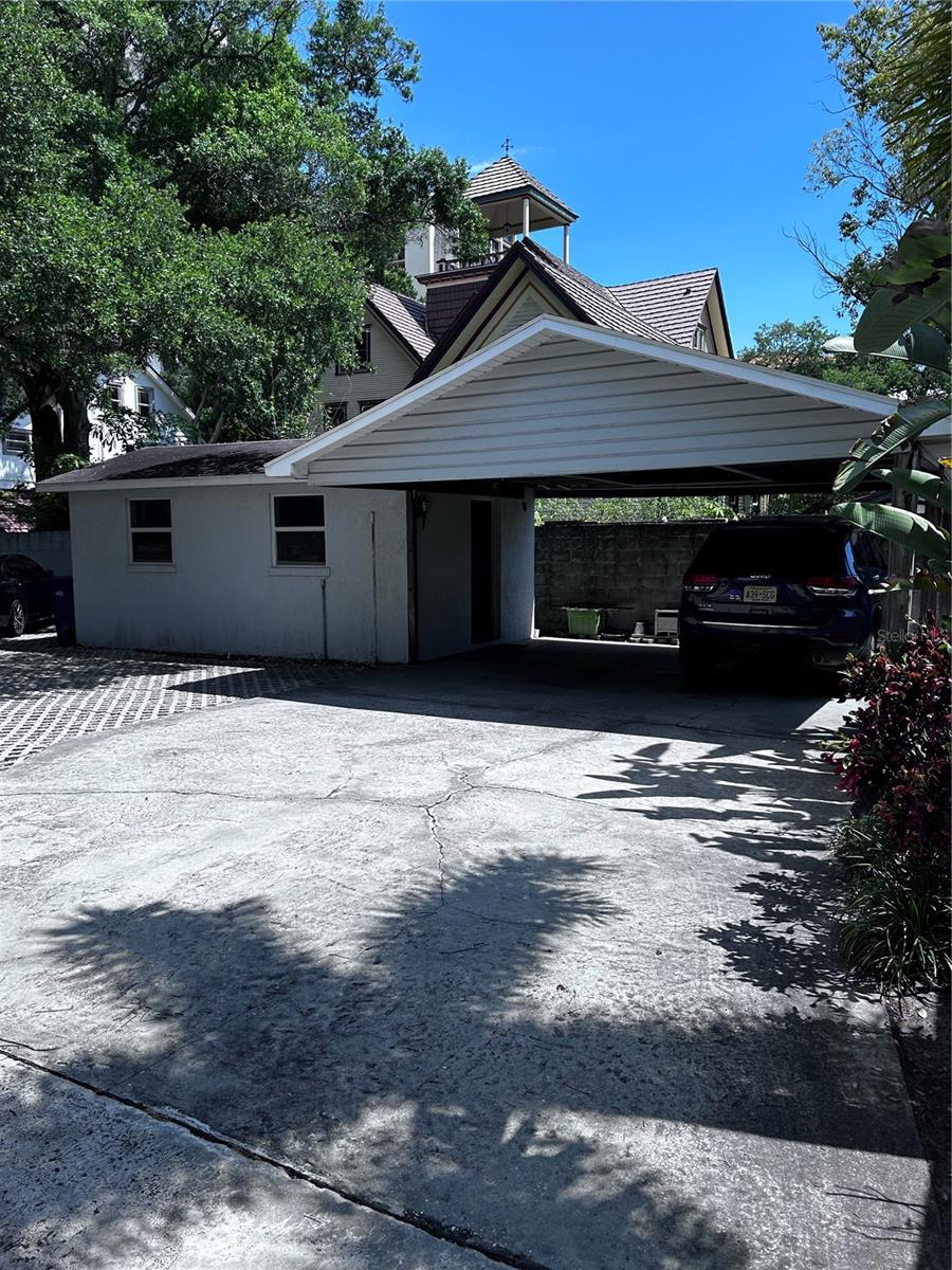 CREST VIEW - Residential Lease