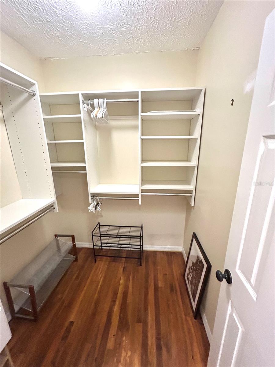 CREST VIEW - Residential Lease