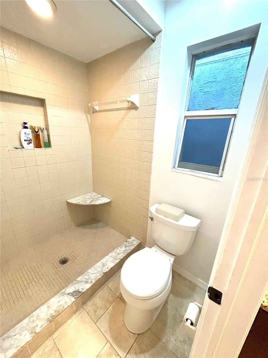 CREST VIEW - Residential Lease