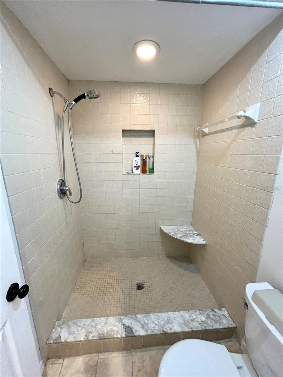CREST VIEW - Residential Lease