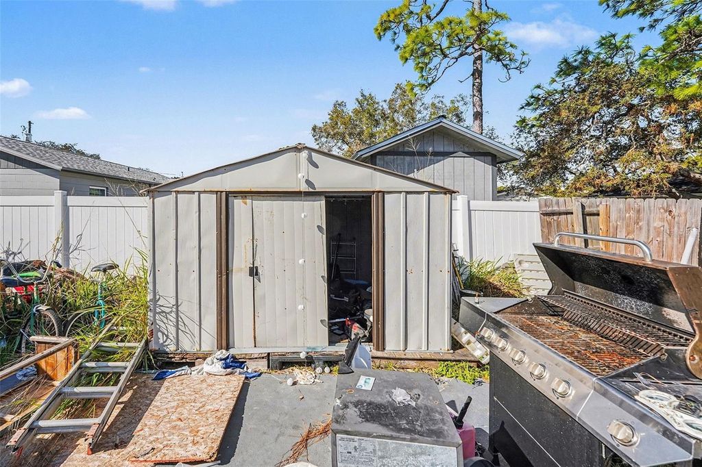 Photo of 11695 126th Terrace, Largo, FL 33778 (MLS # TB8467329)