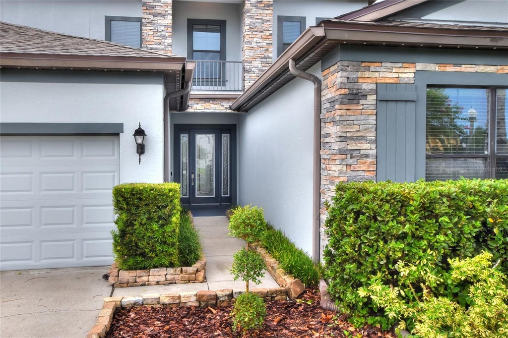 Photo of 1350 Heritage Landings Drive, Lakeland, FL 33805 (MLS # L4964051)