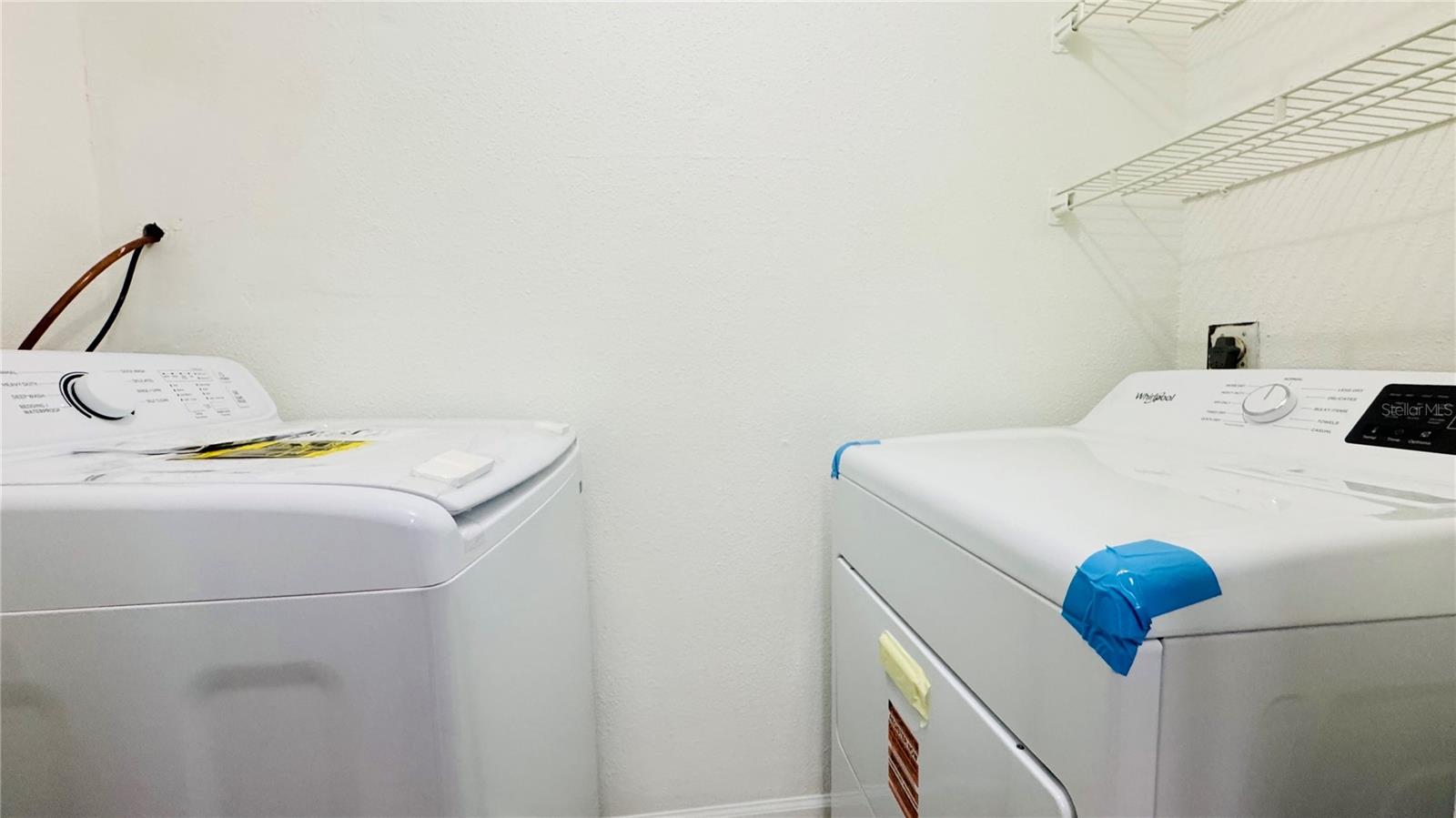 VILLAGE CRK - Residential Lease