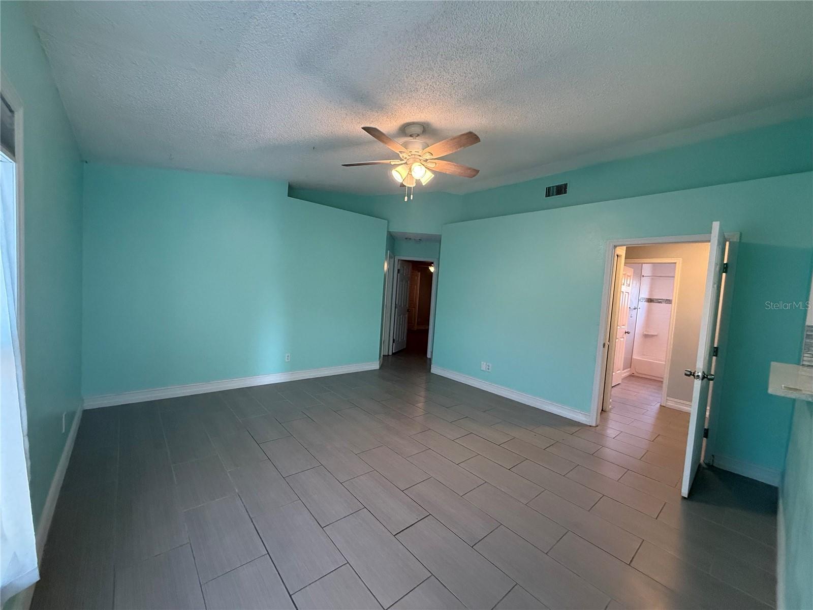 GREENWOOD PARK 2 - Residential Lease