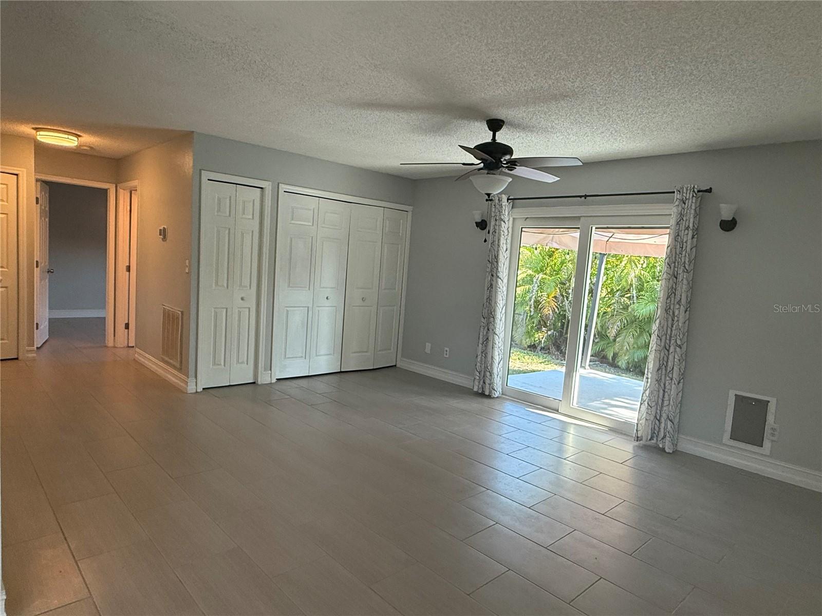 GREENWOOD PARK 2 - Residential Lease