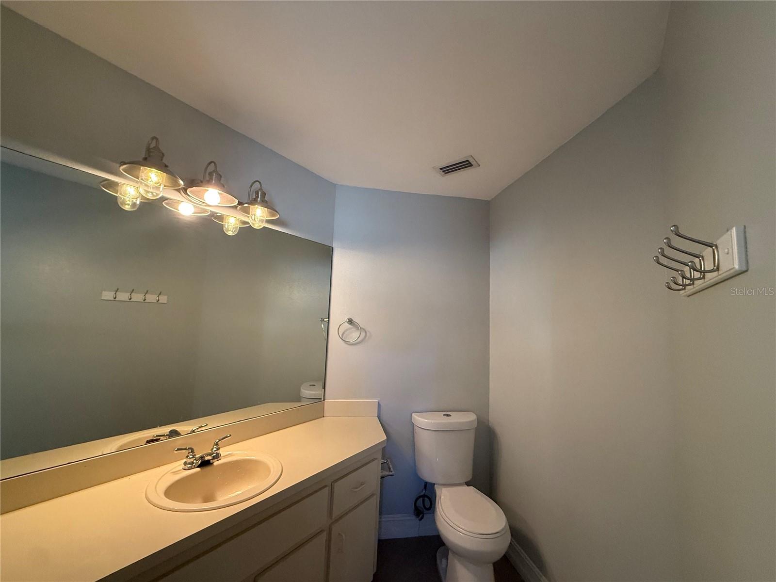 GREENWOOD PARK 2 - Residential Lease