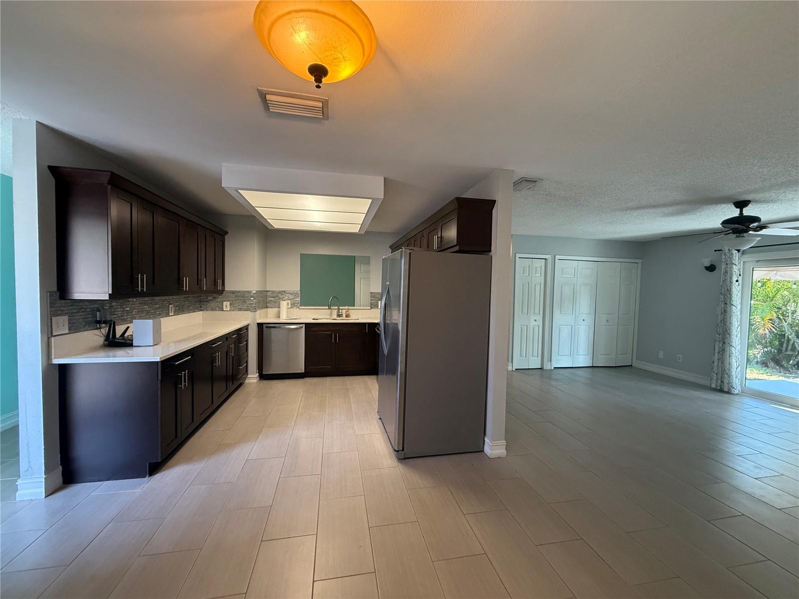 GREENWOOD PARK 2 - Residential Lease