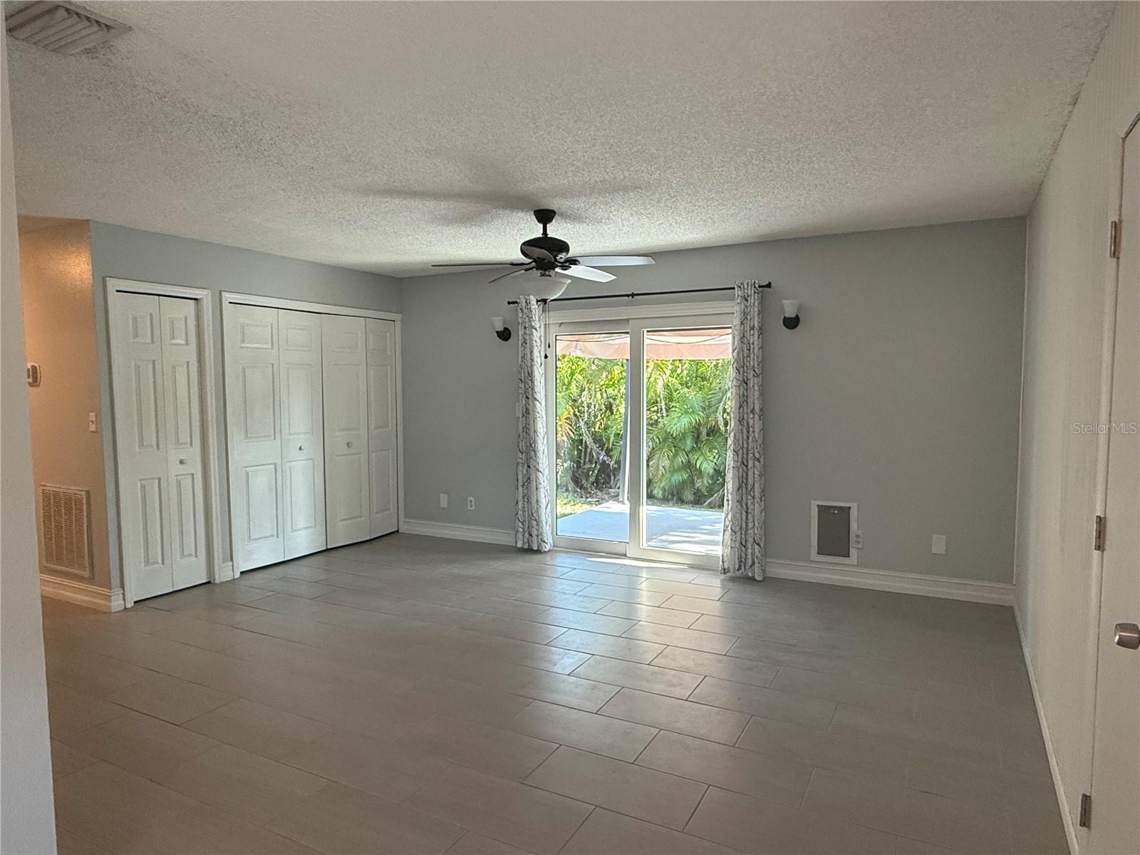 GREENWOOD PARK 2 - Residential Lease