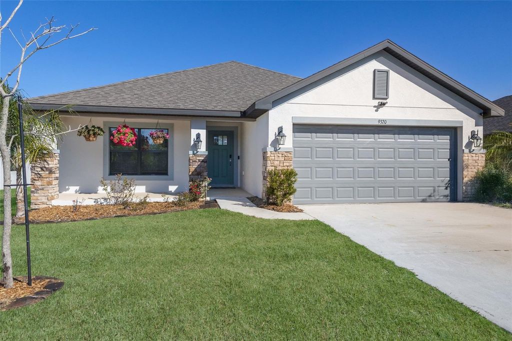 Photo of 9320 46th Court E, Parrish, FL 34219 (MLS # A4682096)