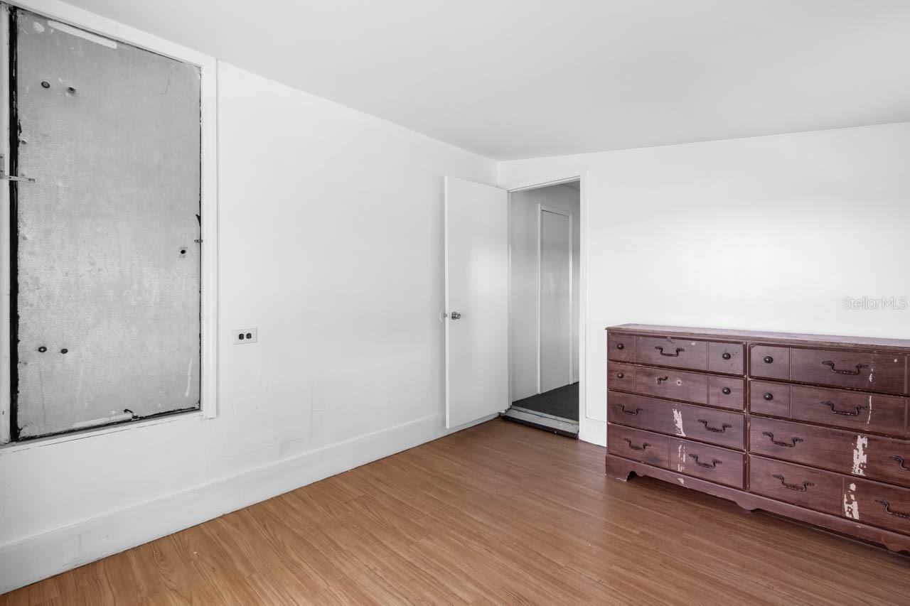 FAIRMONT MOBILE ESTATES SECOND ADD - Residential Lease