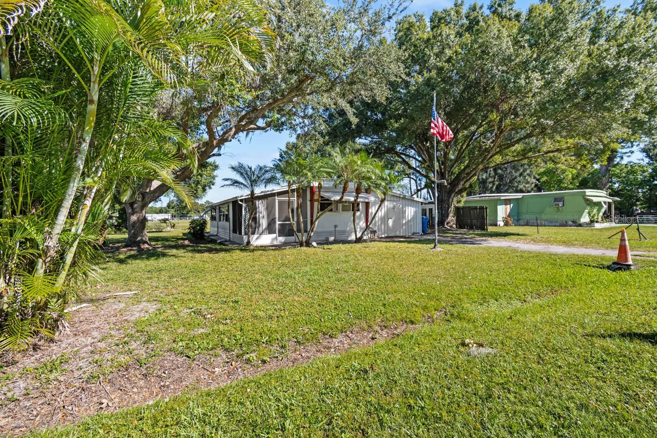 FAIRMONT MOBILE ESTATES SECOND ADD - Residential Lease