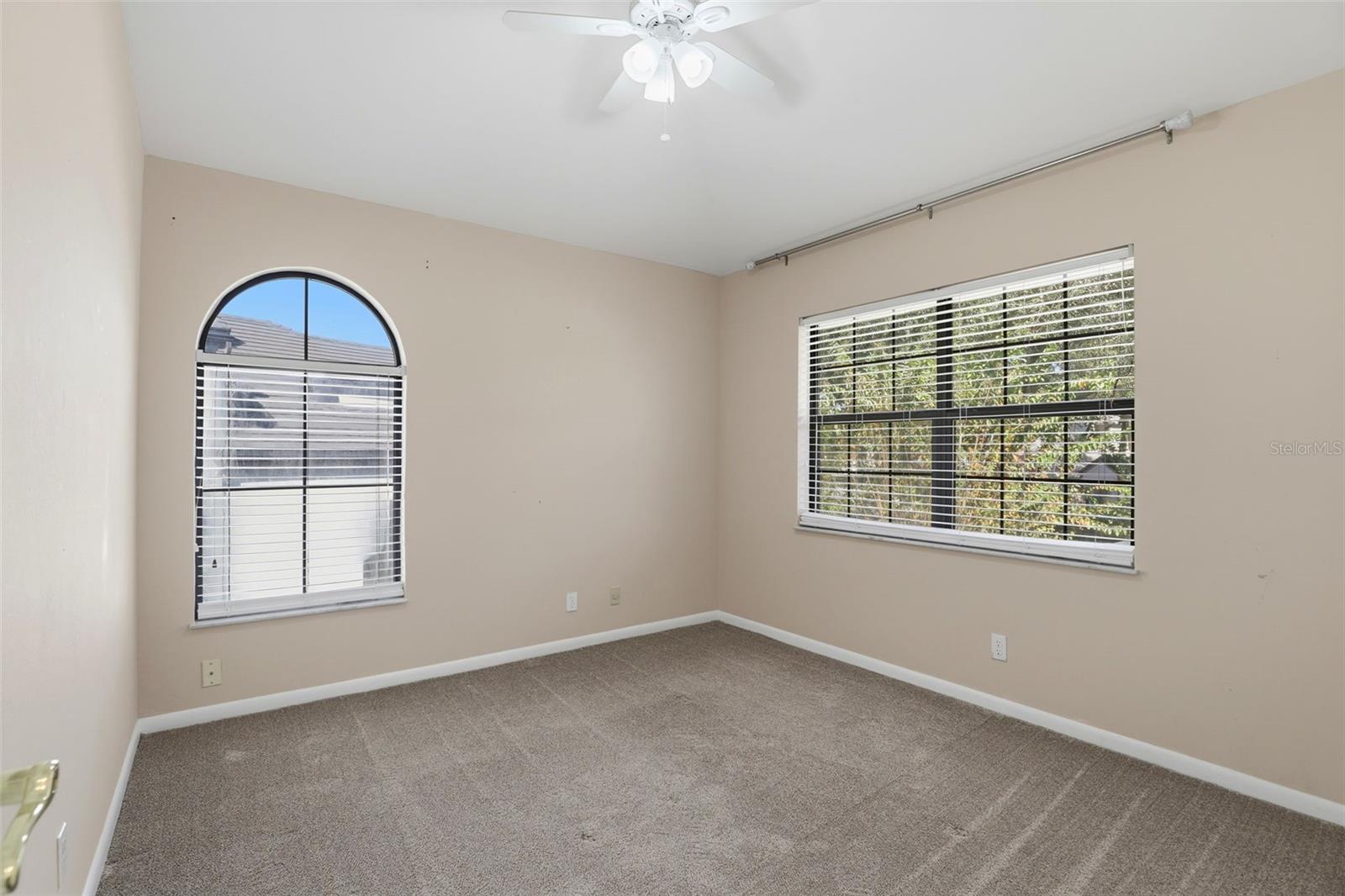 DEVON GREEN PH 1 - Residential Lease