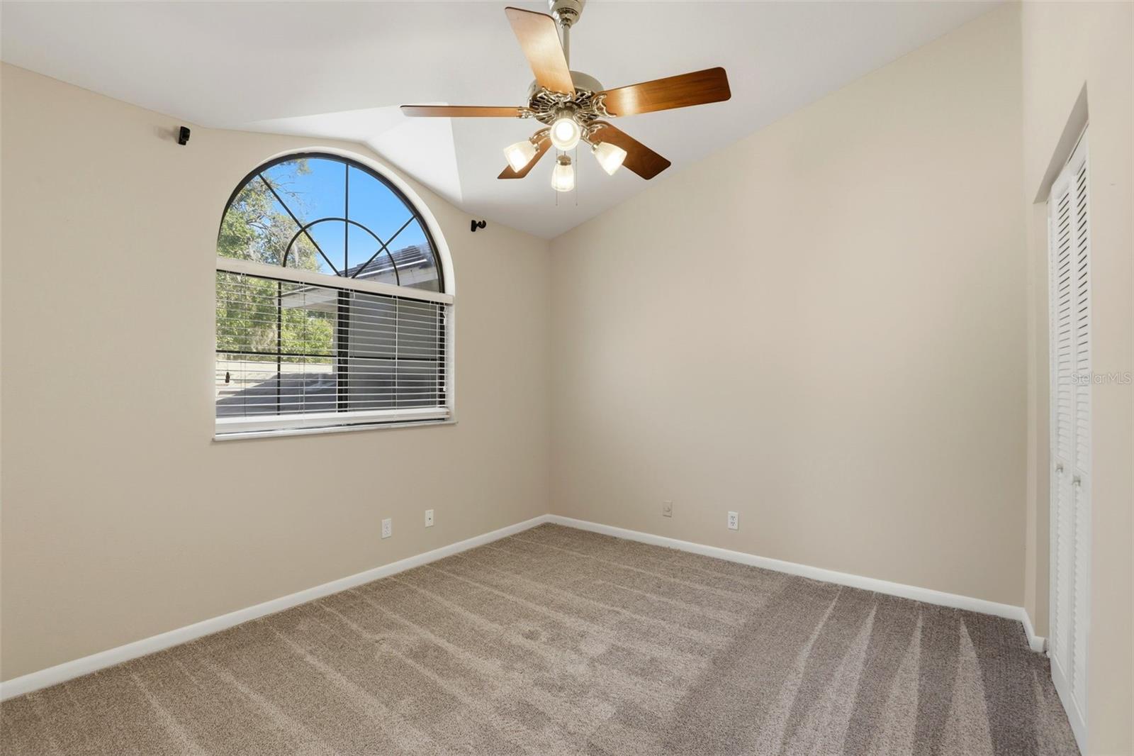 DEVON GREEN PH 1 - Residential Lease